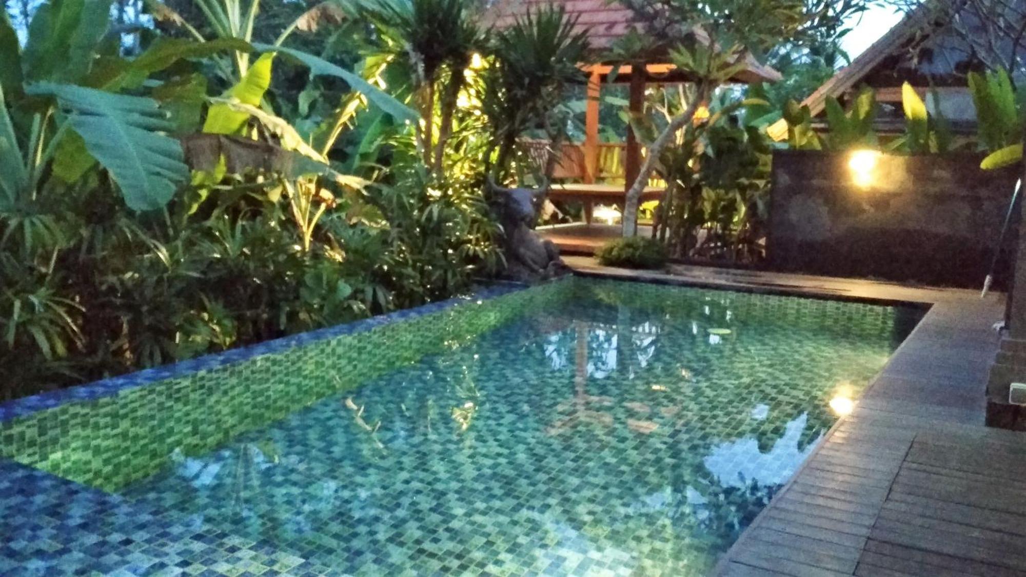 Ume Sri Villas Ubud Стая снимка